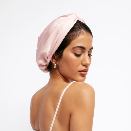 Bonnet de satin