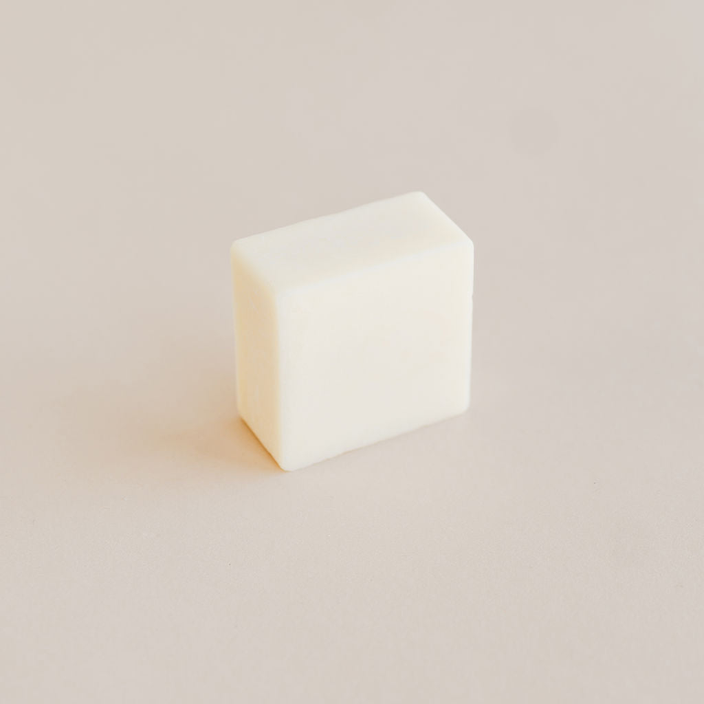 Revitalisant en barre sans emballage - Monoï - Pour cheveux secs ou fins