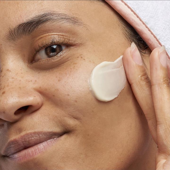 Crème hydratante florale pour le visage - Avec fleur de chèvrefeuille