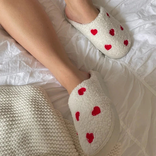 Pantoufles - Coeur brodé rouge