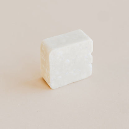 Shampoing en barre sans emballage - Pamplemousse et eucalyptus - Pour cheveux normaux et/ou à tendance grasse