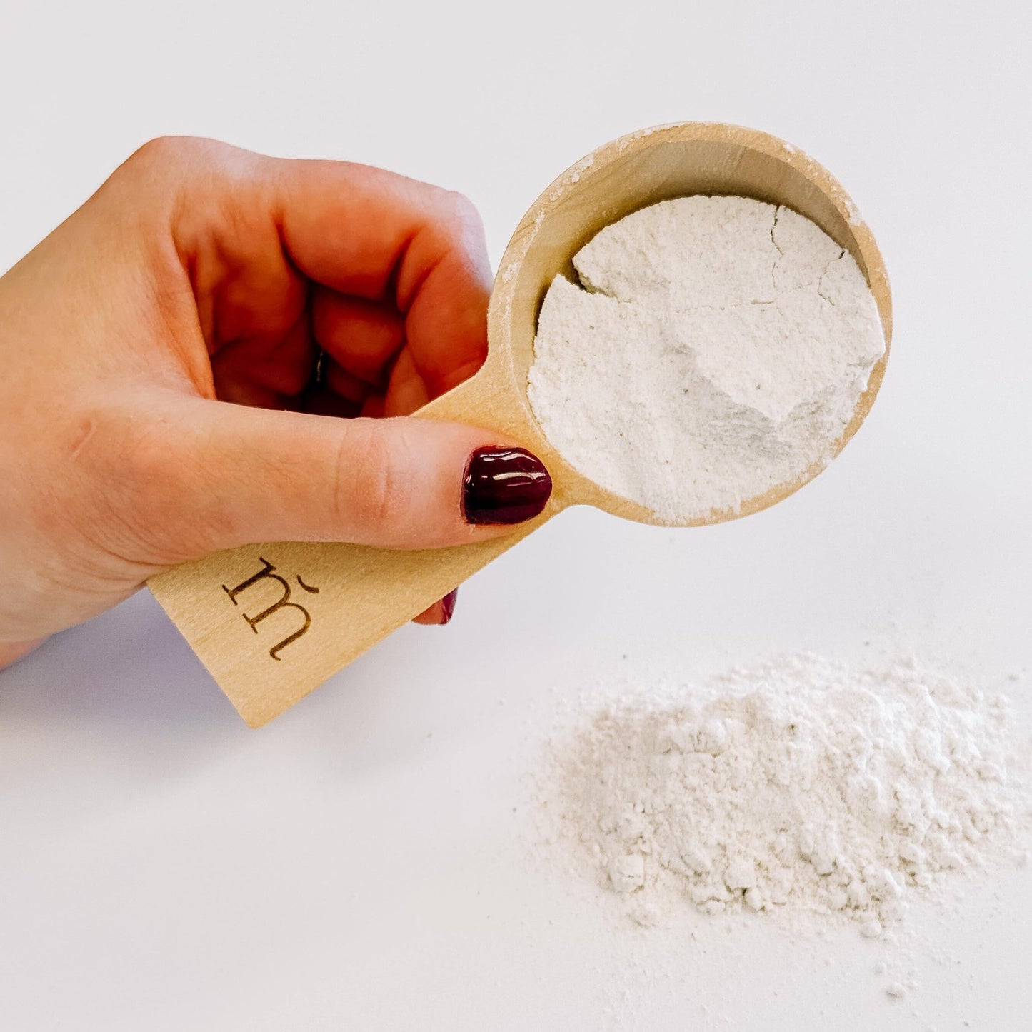 Cuillère en bois pour bain moussant