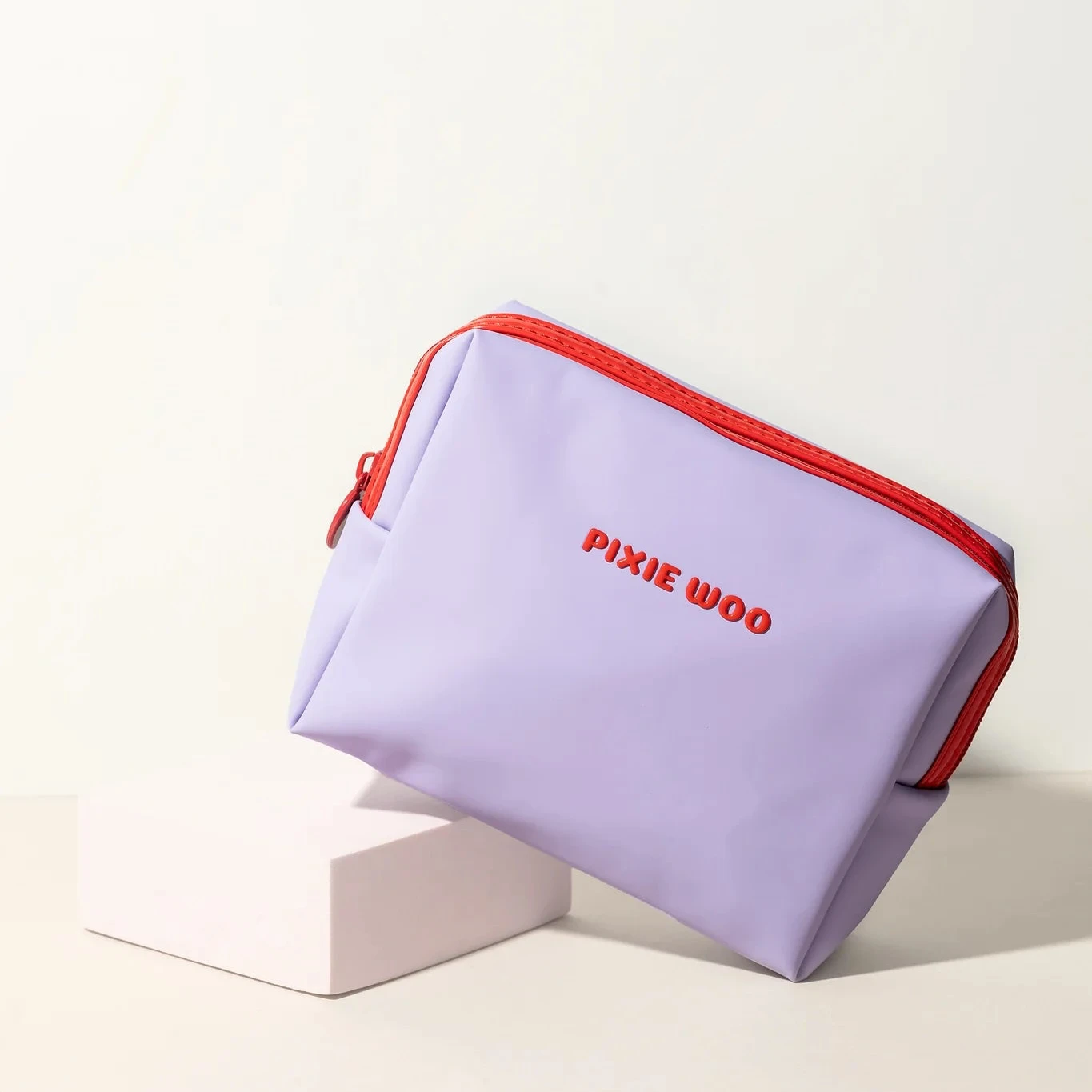 La pochette Pixie Woo